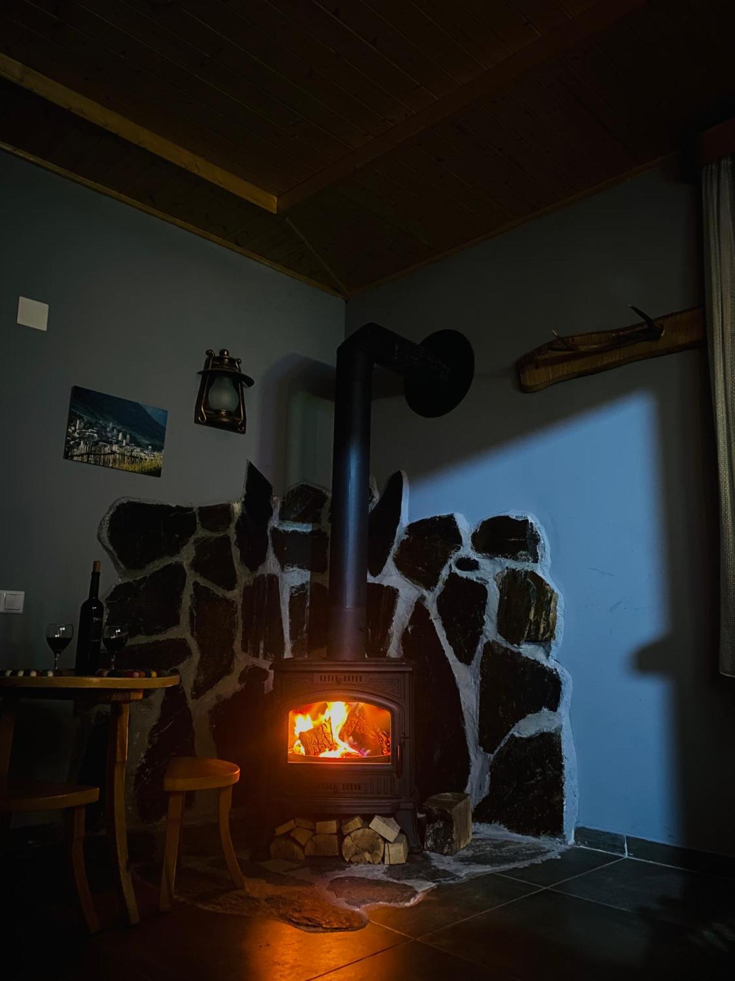Sana Guest House Mestia Dış mekan fotoğraf