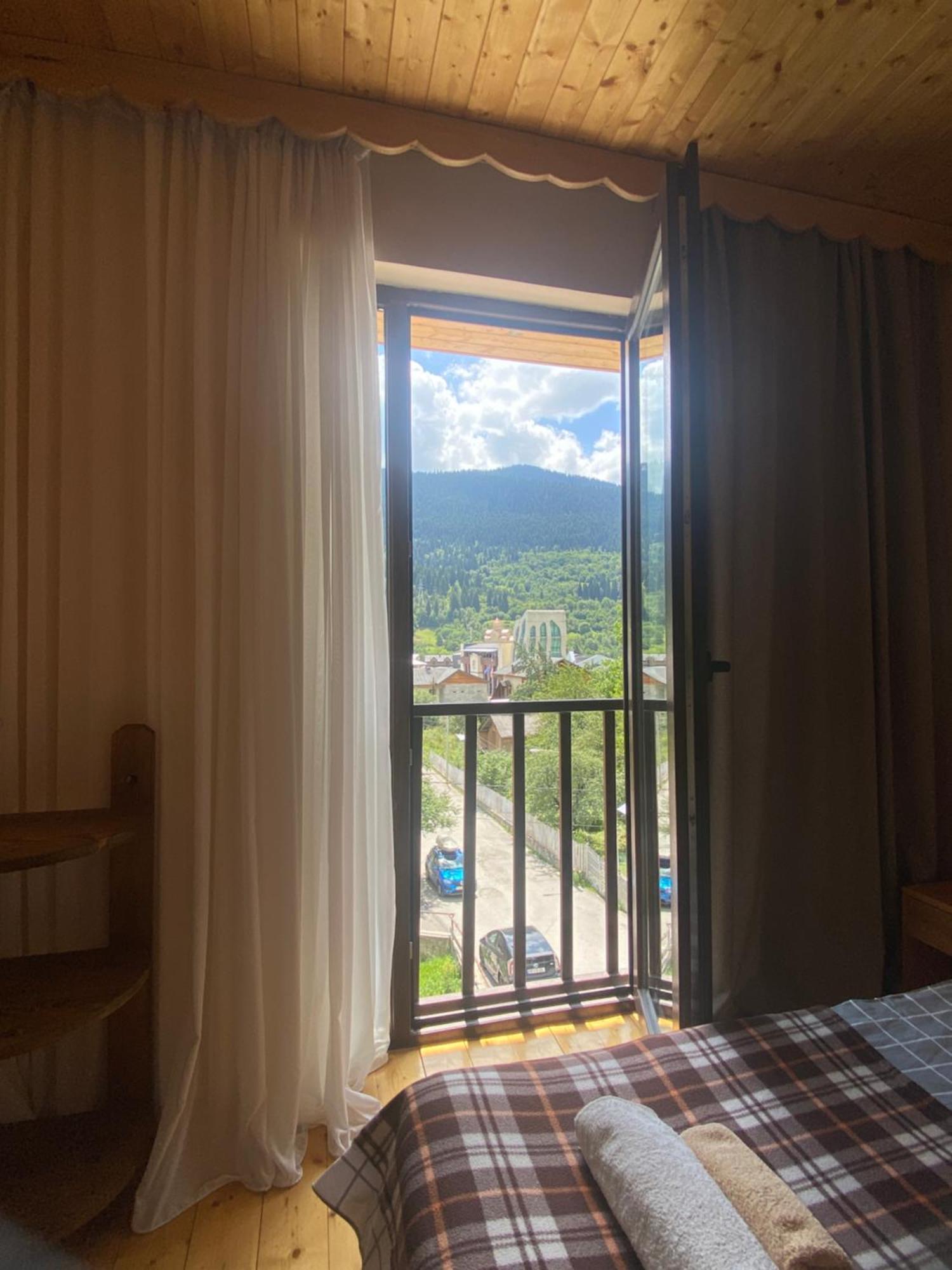 Sana Guest House Mestia Dış mekan fotoğraf